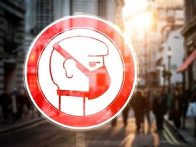 Od 1. září budou povinné roušky ve vybraných vnitřních prostorech